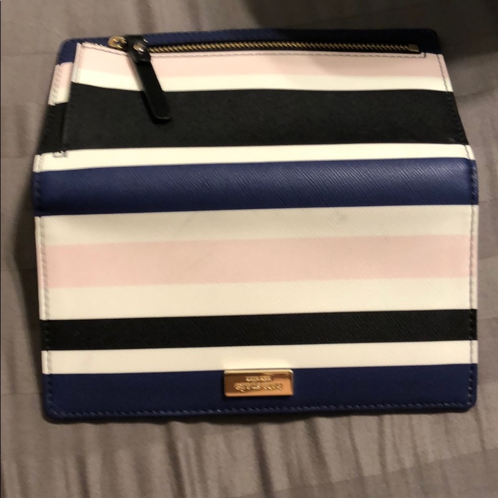 Kate Spade Wallet - Picture 2 of 3